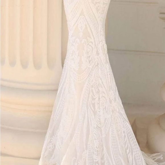 Gorgeous wedding gown or prom dress - Picture 2 of 8